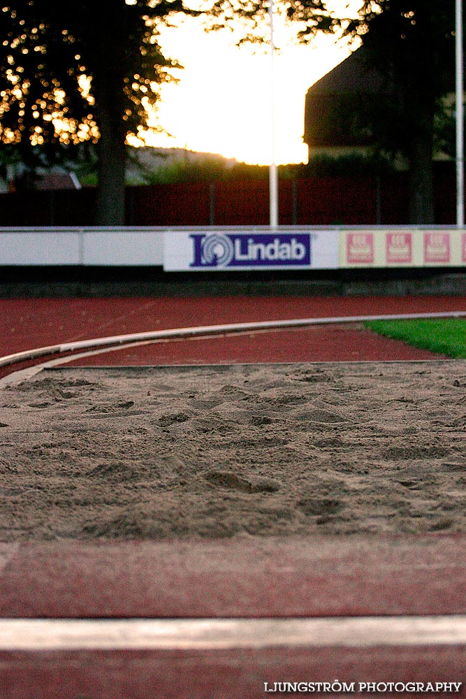 Skövde KIK-Floby IF 2-6,dam,Södermalms IP,Skövde,Sverige,Fotboll,,2005,11636