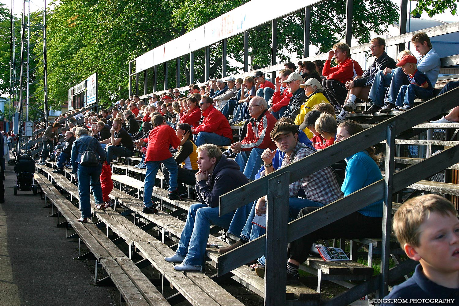 Skövde AIK-Tidaholms GoIF 5-3,herr,Södermalms IP,Skövde,Sverige,Fotboll,,2005,11651