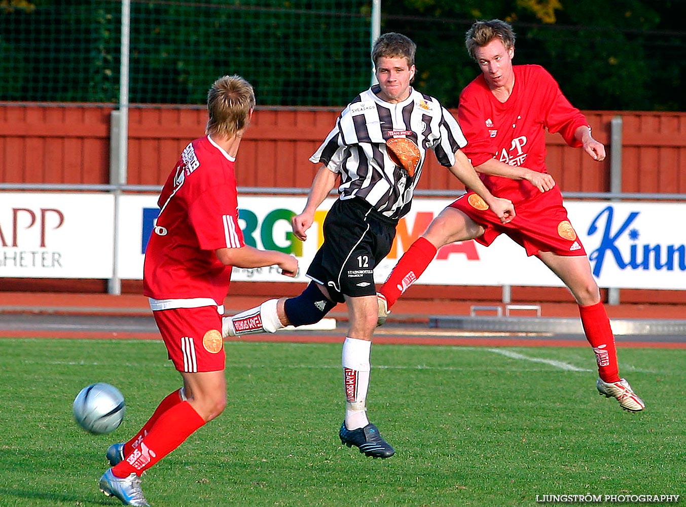 Skövde AIK-Tidaholms GoIF 5-3,herr,Södermalms IP,Skövde,Sverige,Fotboll,,2005,11668