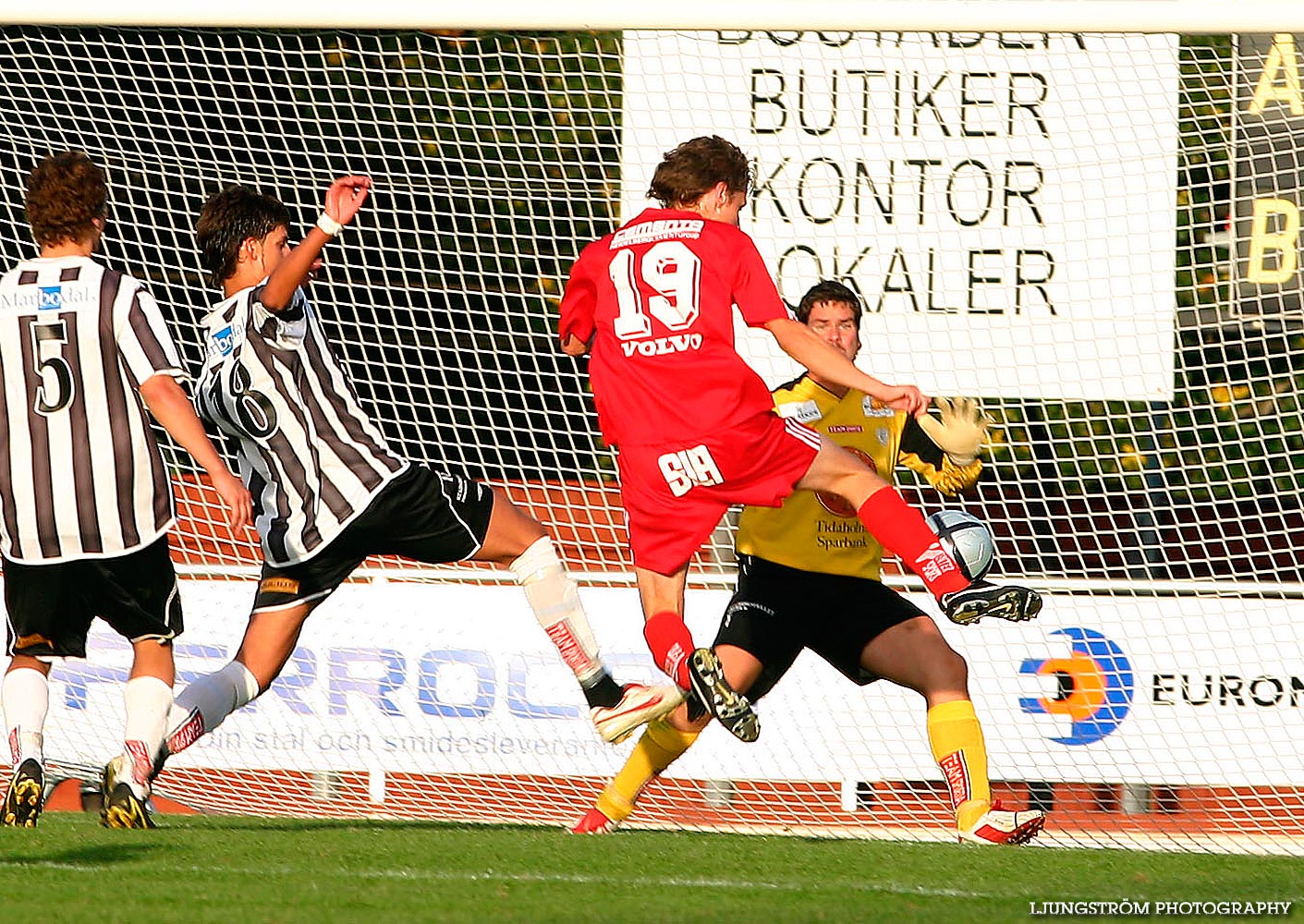 Skövde AIK-Tidaholms GoIF 5-3,herr,Södermalms IP,Skövde,Sverige,Fotboll,,2005,11683