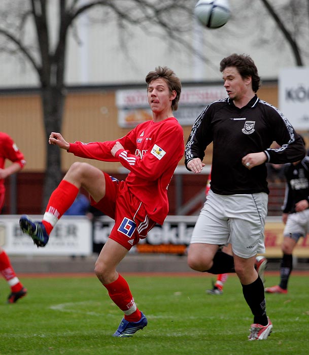 Skövde AIK-Linköpings FF 3-0,herr,Södermalms IP,Skövde,Sverige,Fotboll,,2006,5878