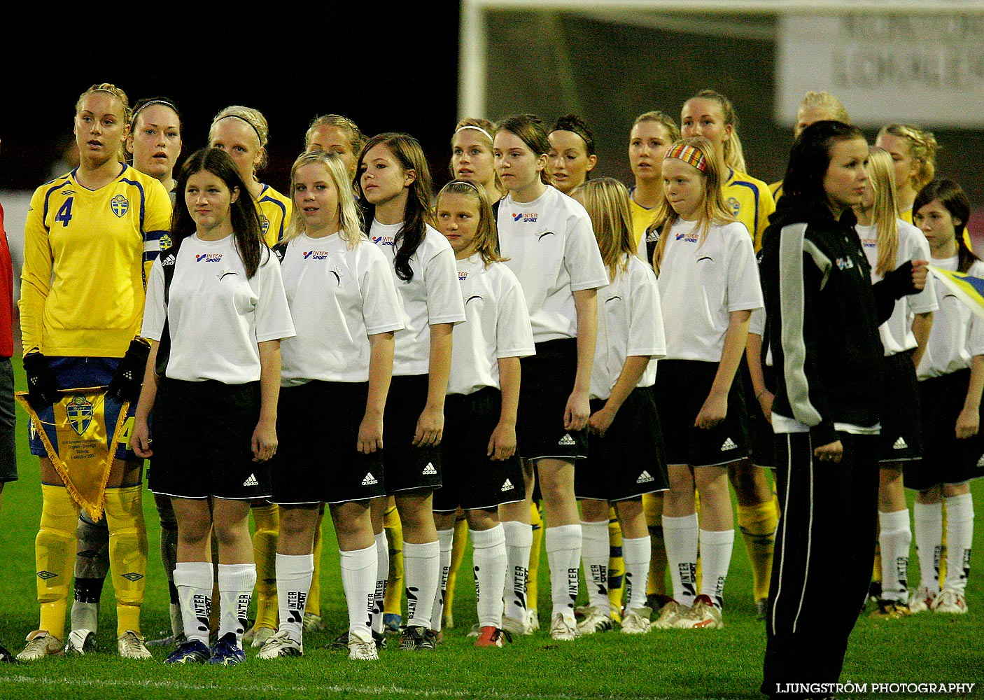 EM-kval F19 Ungern-Sverige 1-1,herr,Södermalms IP,Skövde,Sverige,Fotboll,,2007,9272