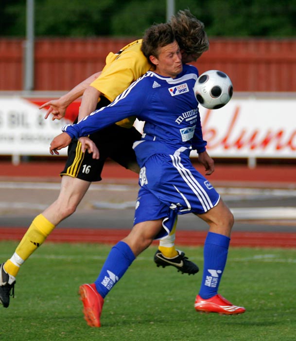 IFK Skövde FK-Sandhems IF 4-2,herr,Södermalms IP,Skövde,Sverige,Fotboll,,2008,7853