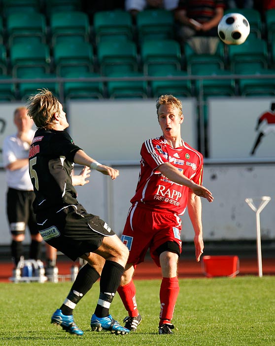 Skövde AIK-FC Trollhättan 0-1,herr,Södermalms IP,Skövde,Sverige,Fotboll,,2008,7874