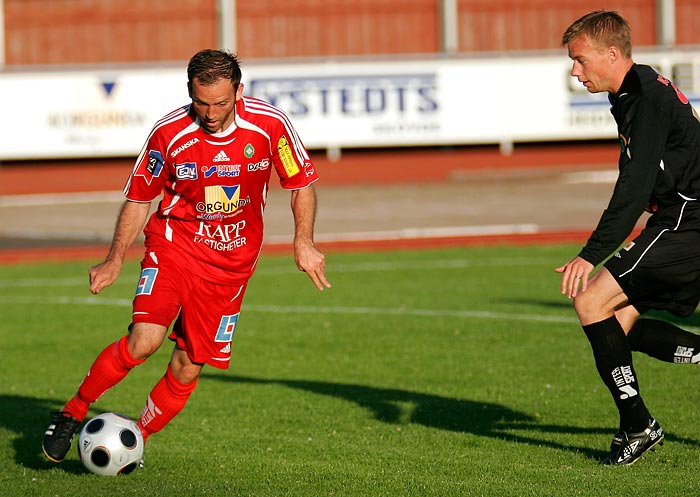 Skövde AIK-FC Trollhättan 0-1,herr,Södermalms IP,Skövde,Sverige,Fotboll,,2008,7881