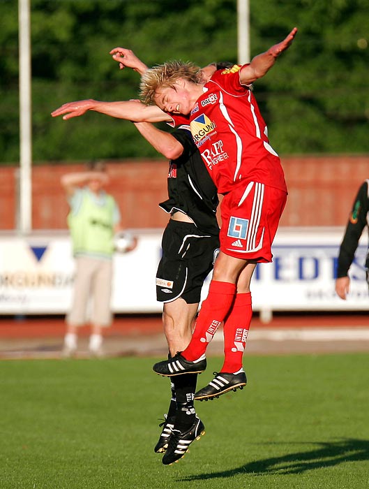 Skövde AIK-FC Trollhättan 0-1,herr,Södermalms IP,Skövde,Sverige,Fotboll,,2008,7886