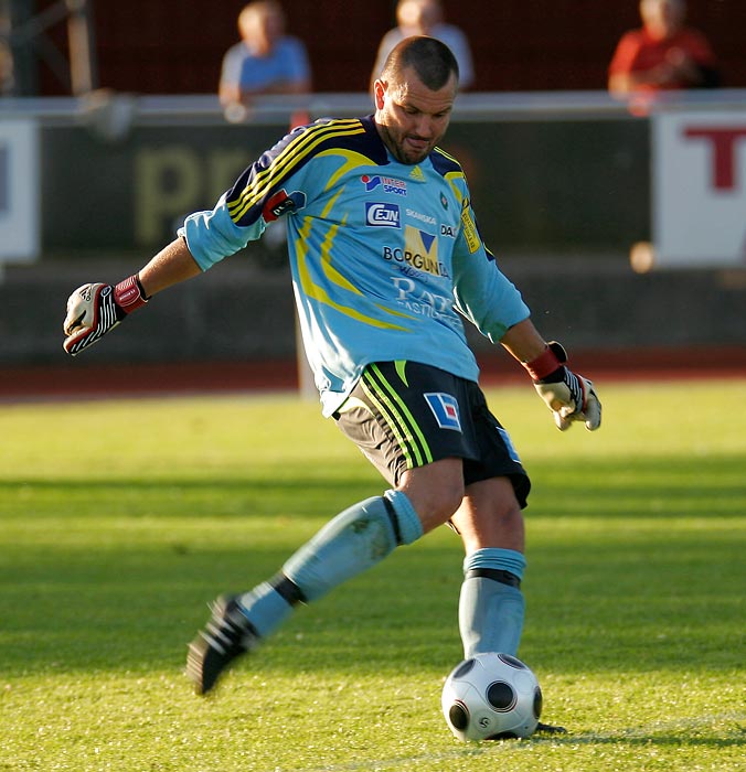 Skövde AIK-FC Trollhättan 0-1,herr,Södermalms IP,Skövde,Sverige,Fotboll,,2008,7907