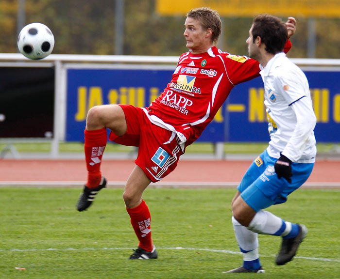 Skövde AIK-Skärhamns IK 2-1,herr,Södermalms IP,Skövde,Sverige,Fotboll,,2008,10771
