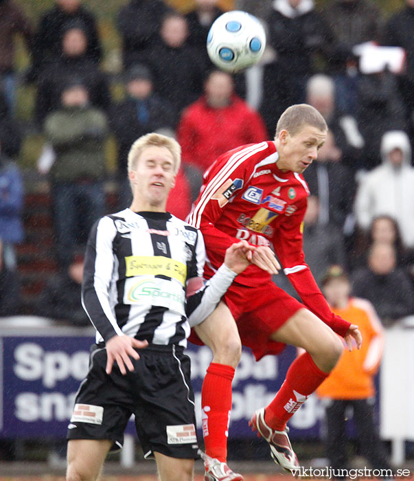 Skövde AIK-Lindome GIF 1-2,herr,Södermalms IP,Skövde,Sverige,Fotboll,,2009,20645