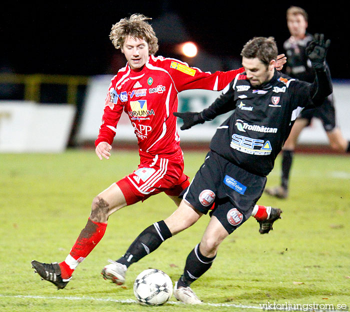 FC Trollhättan-Skövde AIK 5-3,herr,Edsborgs IP,Trollhättan,Sverige,Fotboll,,2009,21333