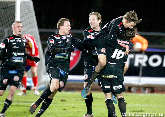 FC Trollhättan-Skövde AIK 5-3,herr,Edsborgs IP,Trollhättan,Sverige,Fotboll,,2009,21416