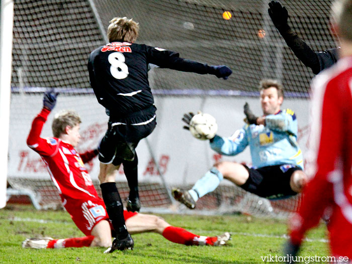 FC Trollhättan-Skövde AIK 5-3,herr,Edsborgs IP,Trollhättan,Sverige,Fotboll,,2009,21438