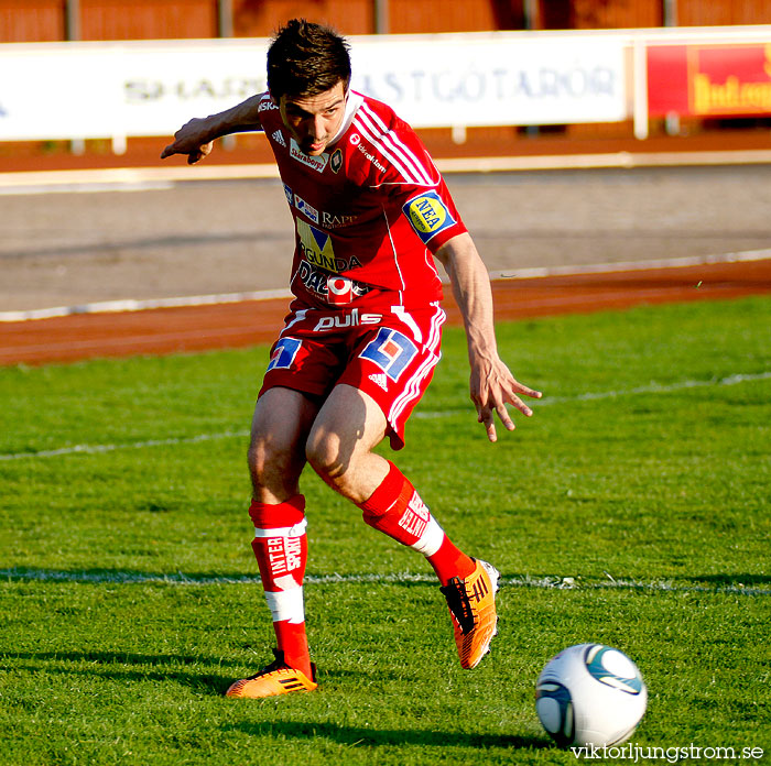 Skövde AIK-FC Trollhättan 1-2,herr,Södermalms IP,Skövde,Sverige,Fotboll,,2011,38527