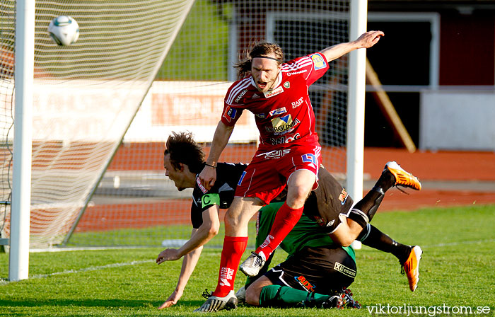 Skövde AIK-FC Trollhättan 1-2,herr,Södermalms IP,Skövde,Sverige,Fotboll,,2011,38533