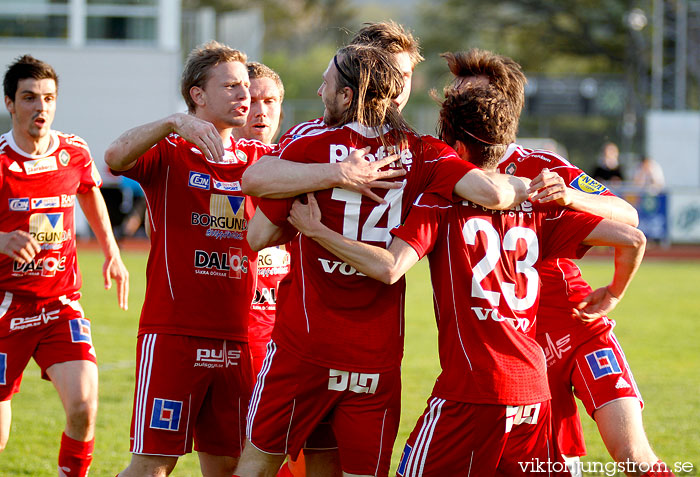 Skövde AIK-FC Trollhättan 1-2,herr,Södermalms IP,Skövde,Sverige,Fotboll,,2011,38540