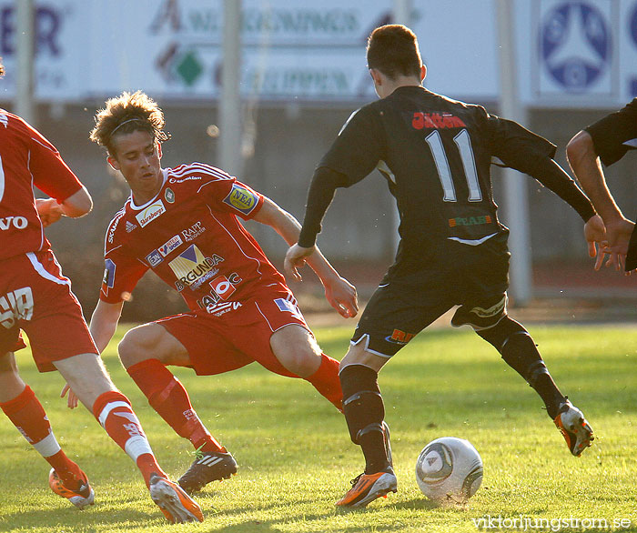 Skövde AIK-FC Trollhättan 1-2,herr,Södermalms IP,Skövde,Sverige,Fotboll,,2011,38544