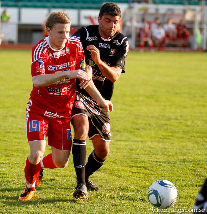 Skövde AIK-FC Trollhättan 1-2,herr,Södermalms IP,Skövde,Sverige,Fotboll,,2011,38549
