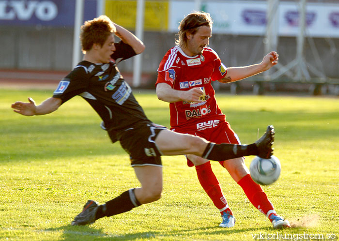 Skövde AIK-FC Trollhättan 1-2,herr,Södermalms IP,Skövde,Sverige,Fotboll,,2011,38563