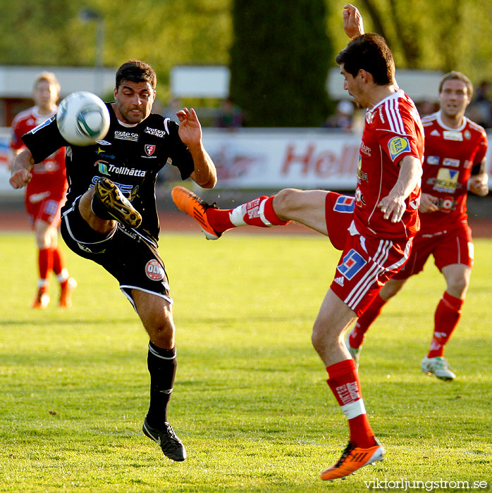 Skövde AIK-FC Trollhättan 1-2,herr,Södermalms IP,Skövde,Sverige,Fotboll,,2011,38567