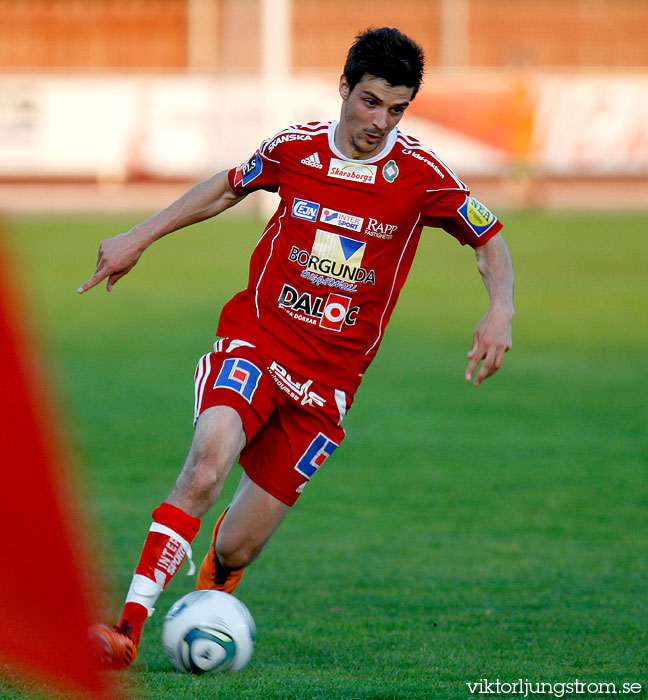 Skövde AIK-FC Trollhättan 1-2,herr,Södermalms IP,Skövde,Sverige,Fotboll,,2011,38577