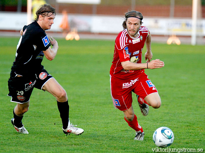 Skövde AIK-FC Trollhättan 1-2,herr,Södermalms IP,Skövde,Sverige,Fotboll,,2011,38582
