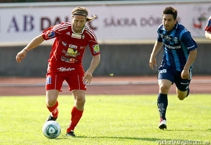 Skövde AIK-Husqvarna FF 2-0,herr,Södermalms IP,Skövde,Sverige,Fotboll,,2011,39537