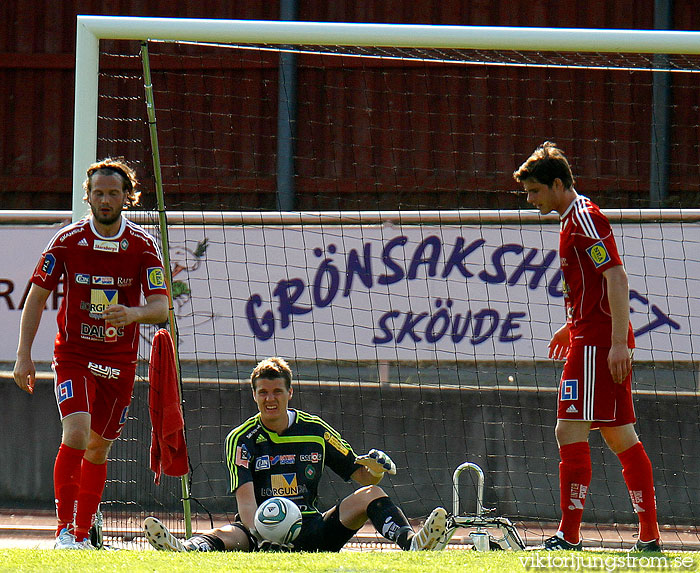 Skövde AIK-Husqvarna FF 2-0,herr,Södermalms IP,Skövde,Sverige,Fotboll,,2011,39561