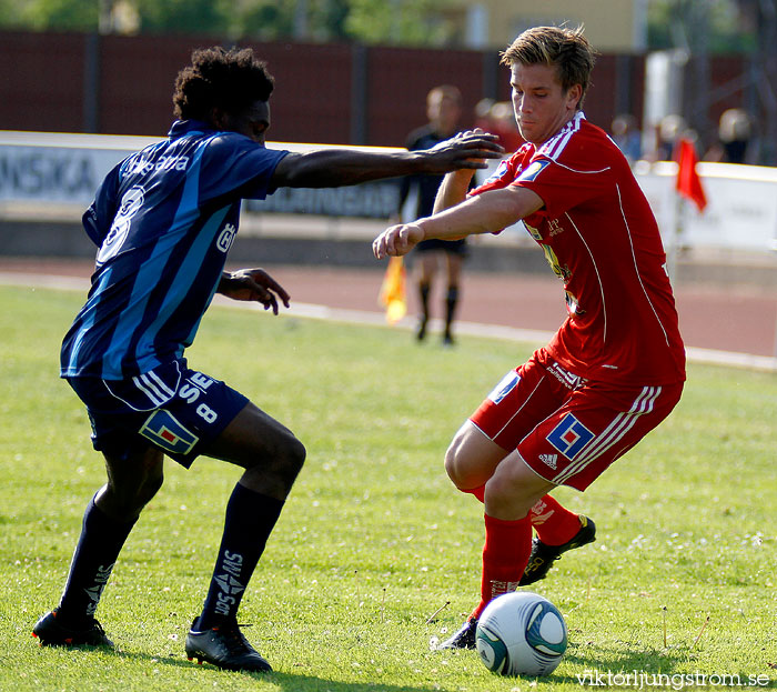 Skövde AIK-Husqvarna FF 2-0,herr,Södermalms IP,Skövde,Sverige,Fotboll,,2011,39574