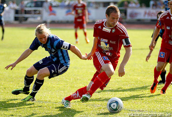 Skövde AIK-Husqvarna FF 2-0,herr,Södermalms IP,Skövde,Sverige,Fotboll,,2011,39583