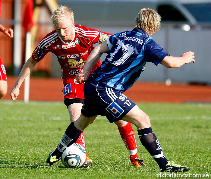 Skövde AIK-Husqvarna FF 2-0,herr,Södermalms IP,Skövde,Sverige,Fotboll,,2011,39604