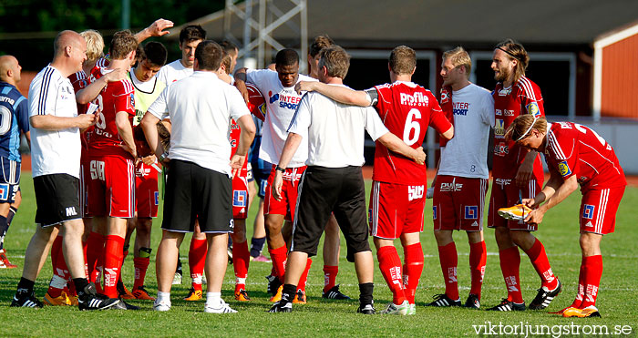 Skövde AIK-Husqvarna FF 2-0,herr,Södermalms IP,Skövde,Sverige,Fotboll,,2011,39621