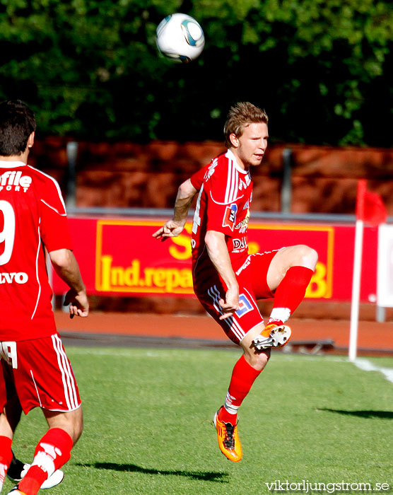 Skövde AIK-Varbergs BoIS FC 0-4,herr,Södermalms IP,Skövde,Sverige,Fotboll,,2011,39674