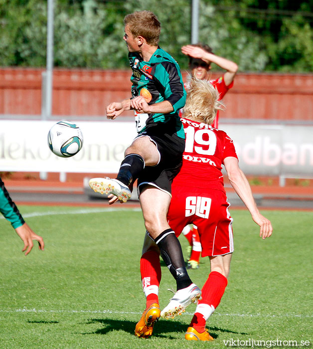 Skövde AIK-Varbergs BoIS FC 0-4,herr,Södermalms IP,Skövde,Sverige,Fotboll,,2011,39677