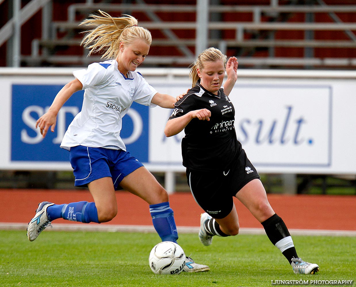 Skövde KIK-IFK Skoghall 2-3,dam,Södermalms IP,Skövde,Sverige,Fotboll,,2011,39791