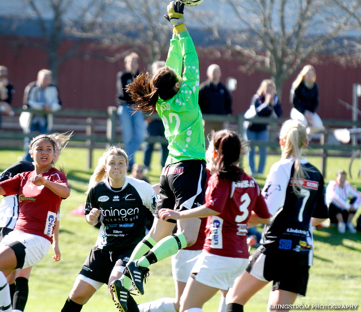 Svenska Cupen Skövde KIK-Qviding FIF 3-2,dam,Lillegårdens IP,Skövde,Sverige,Fotboll,,2012,52972