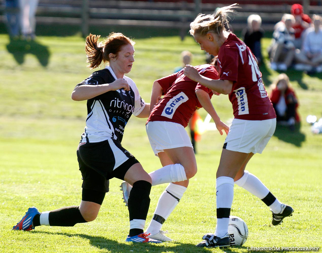 Svenska Cupen Skövde KIK-Qviding FIF 3-2,dam,Lillegårdens IP,Skövde,Sverige,Fotboll,,2012,52995