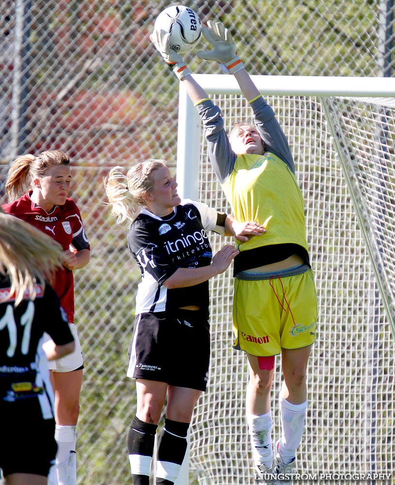 Svenska Cupen Skövde KIK-Qviding FIF 3-2,dam,Lillegårdens IP,Skövde,Sverige,Fotboll,,2012,52998