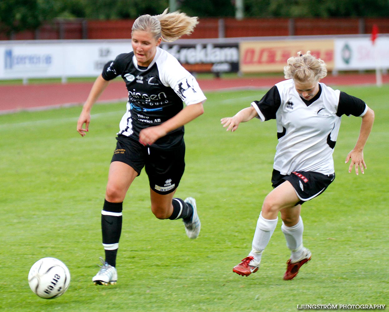 Skövde KIK-Herrestads AIF 4-1,dam,Södermalms IP,Skövde,Sverige,Fotboll,,2012,54964