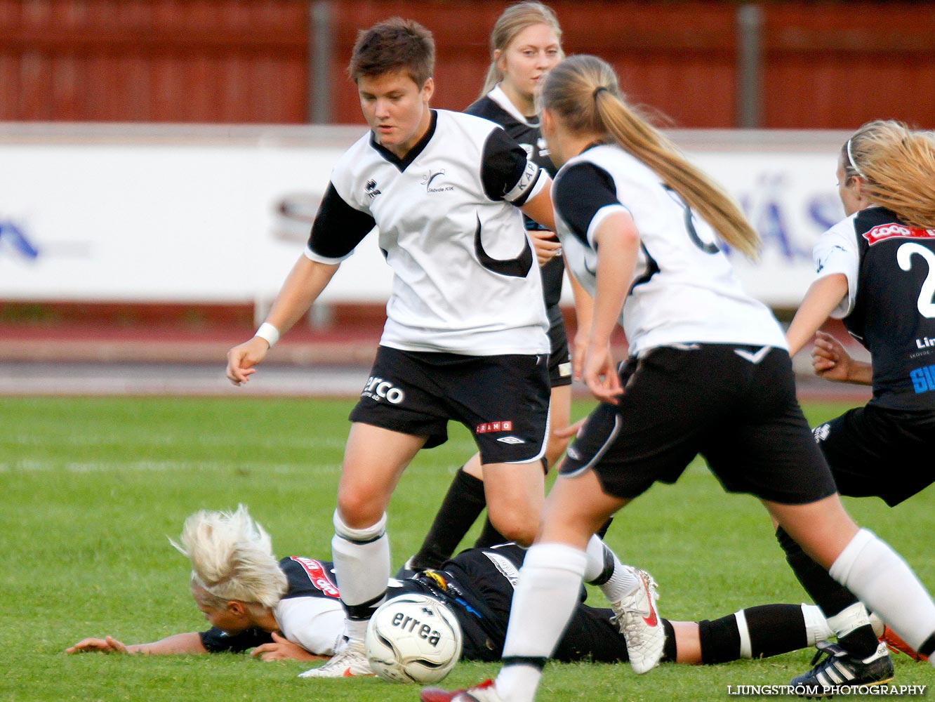 Skövde KIK-Herrestads AIF 4-1,dam,Södermalms IP,Skövde,Sverige,Fotboll,,2012,54992