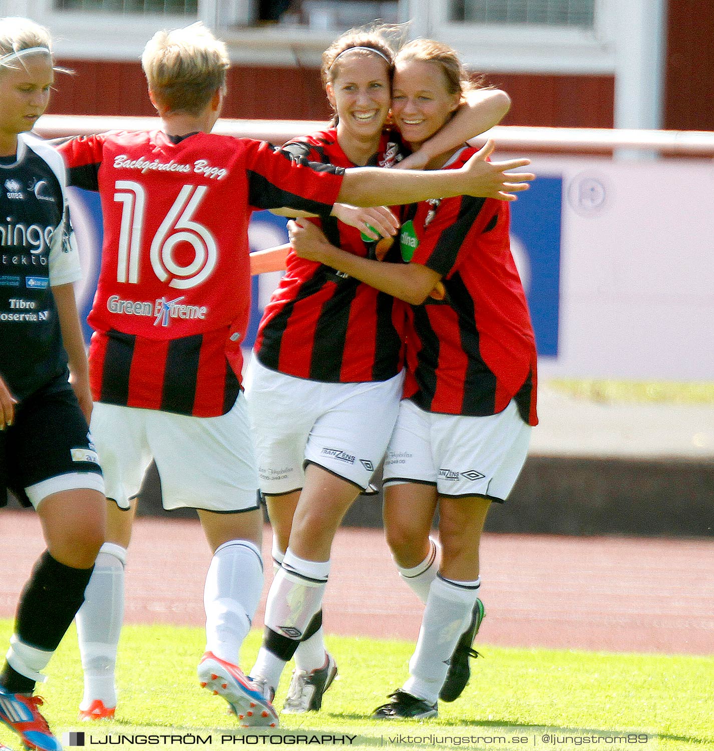 Skövde KIK-Lidköpings FK 0-3,dam,Södermalms IP,Skövde,Sverige,Fotboll,,2012,56604