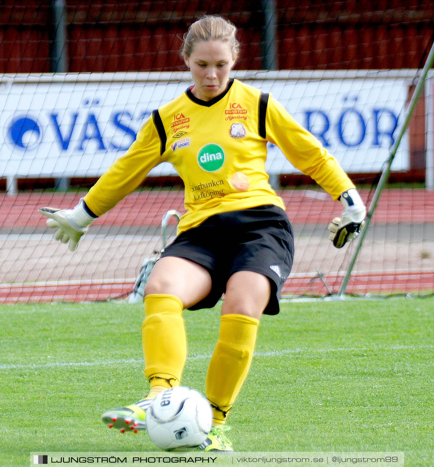 Skövde KIK-Lidköpings FK 0-3,dam,Södermalms IP,Skövde,Sverige,Fotboll,,2012,56611