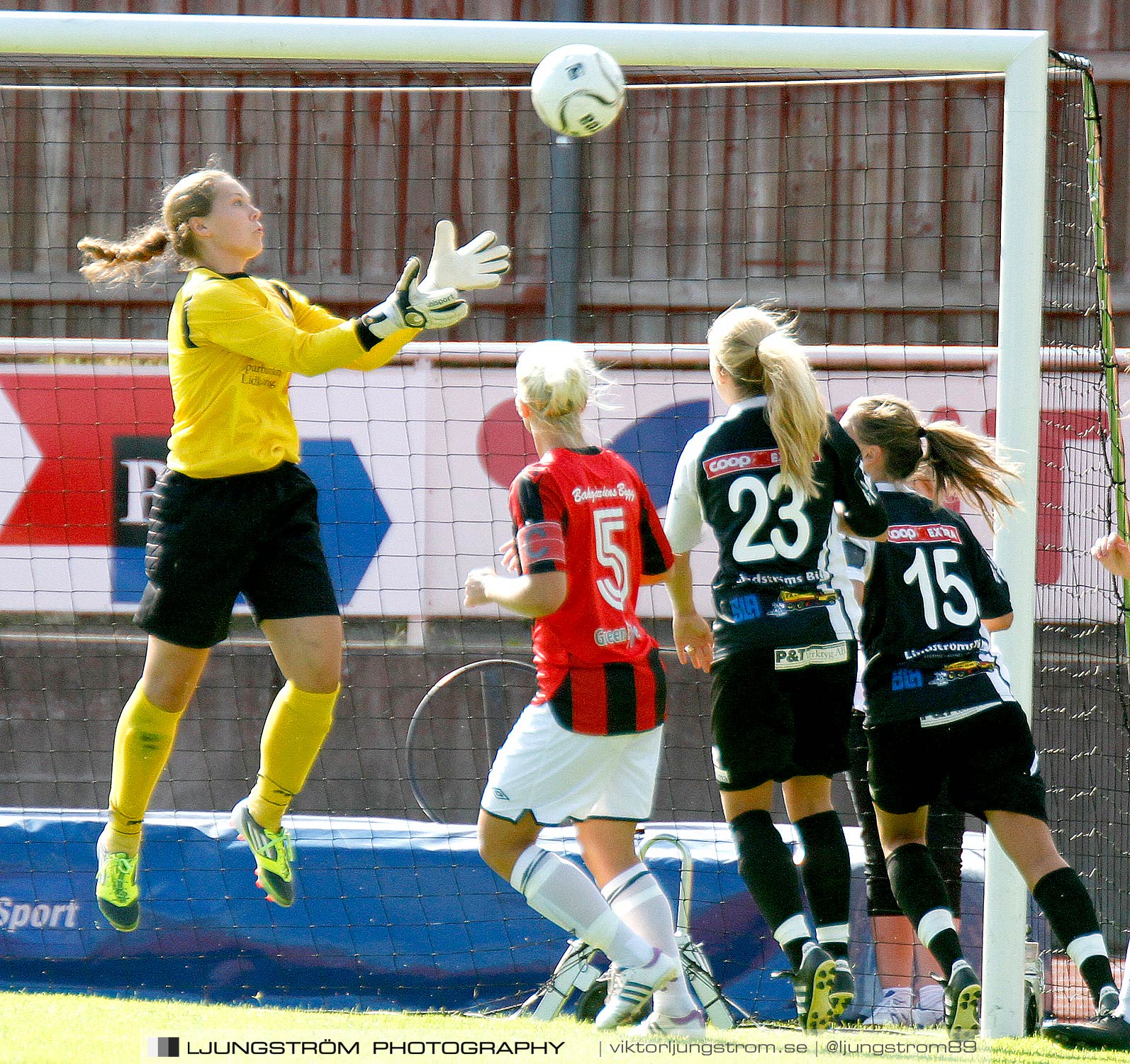 Skövde KIK-Lidköpings FK 0-3,dam,Södermalms IP,Skövde,Sverige,Fotboll,,2012,56652