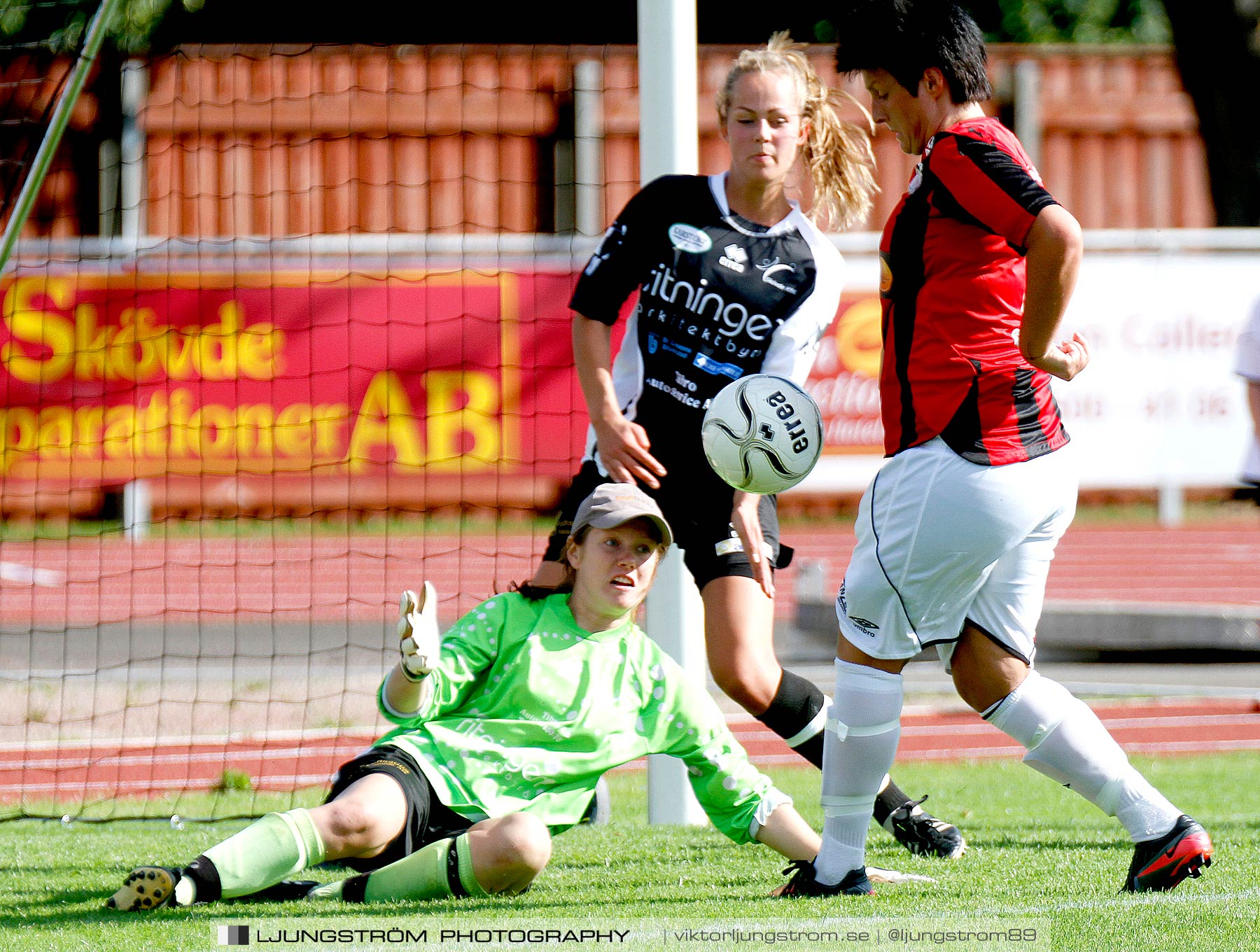 Skövde KIK-Lidköpings FK 0-3,dam,Södermalms IP,Skövde,Sverige,Fotboll,,2012,56665