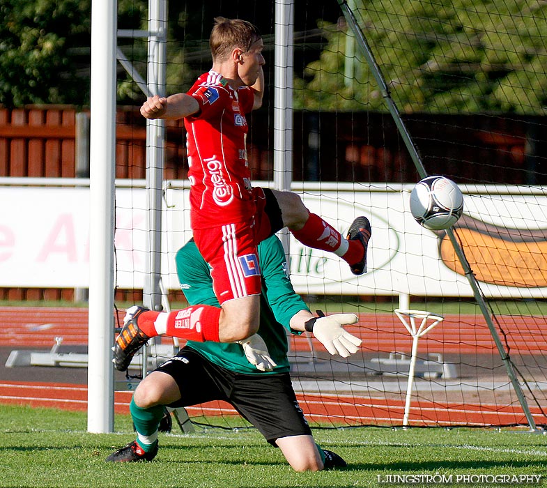 Skövde AIK-Utsiktens BK 3-1,herr,Södermalms IP,Skövde,Sverige,Fotboll,,2012,56848