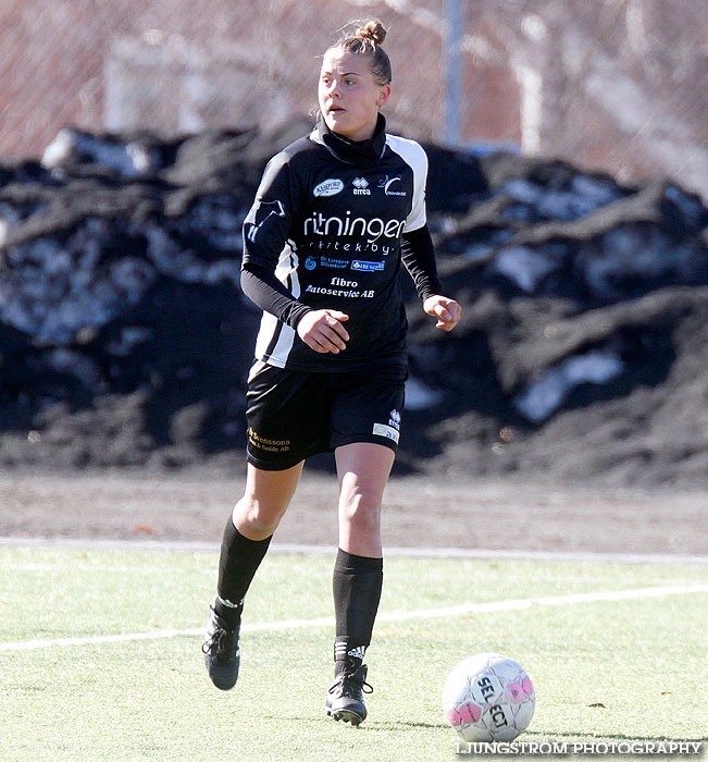 DM Våmbs IF-Skövde KIK 0-5,dam,Södermalms IP,Skövde,Sverige,Fotboll,,2013,67761