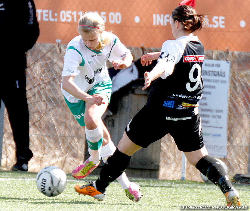 Skövde KIK-Hörnebo SK 4-2,dam,Södermalms IP,Skövde,Sverige,Fotboll,,2013,69742