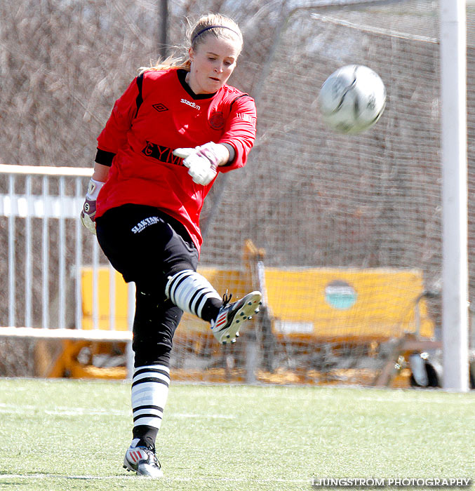 Skövde KIK-Hörnebo SK 4-2,dam,Södermalms IP,Skövde,Sverige,Fotboll,,2013,69761