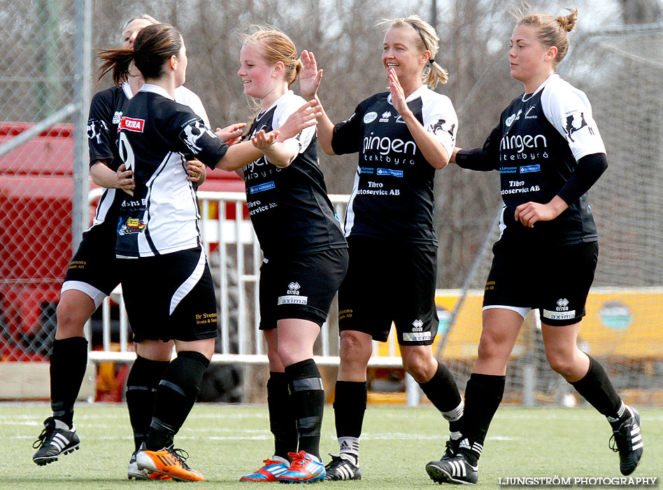 Skövde KIK-Hörnebo SK 4-2,dam,Södermalms IP,Skövde,Sverige,Fotboll,,2013,69799