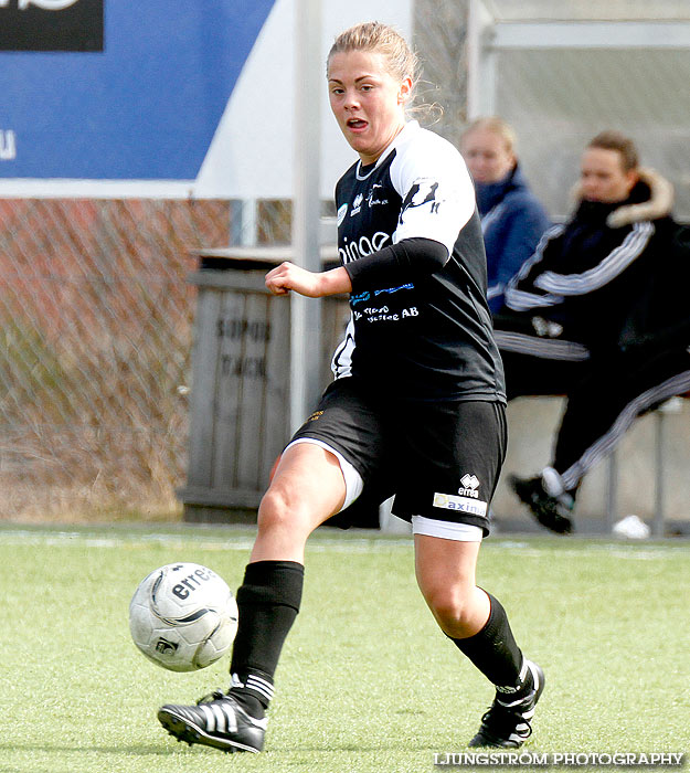 Skövde KIK-Hörnebo SK 4-2,dam,Södermalms IP,Skövde,Sverige,Fotboll,,2013,69834