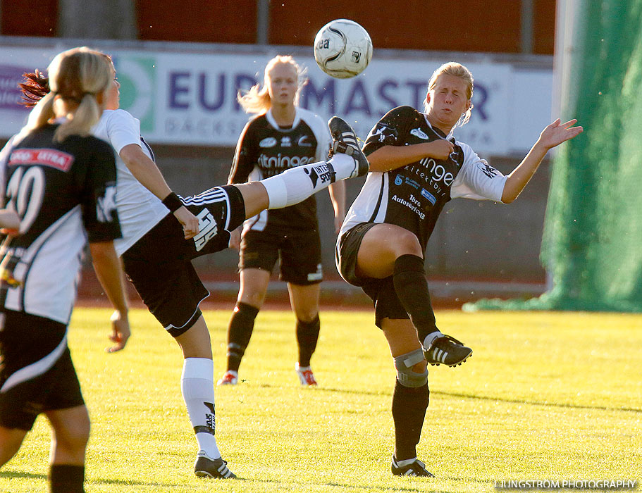 Skövde KIK-Ulvåkers IF 8-0,dam,Södermalms IP,Skövde,Sverige,Fotboll,,2013,71446